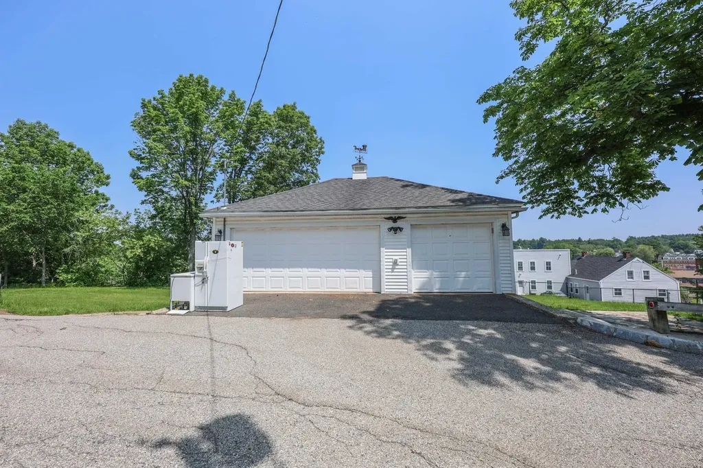 11 Linden Street Somersworth NH 03878