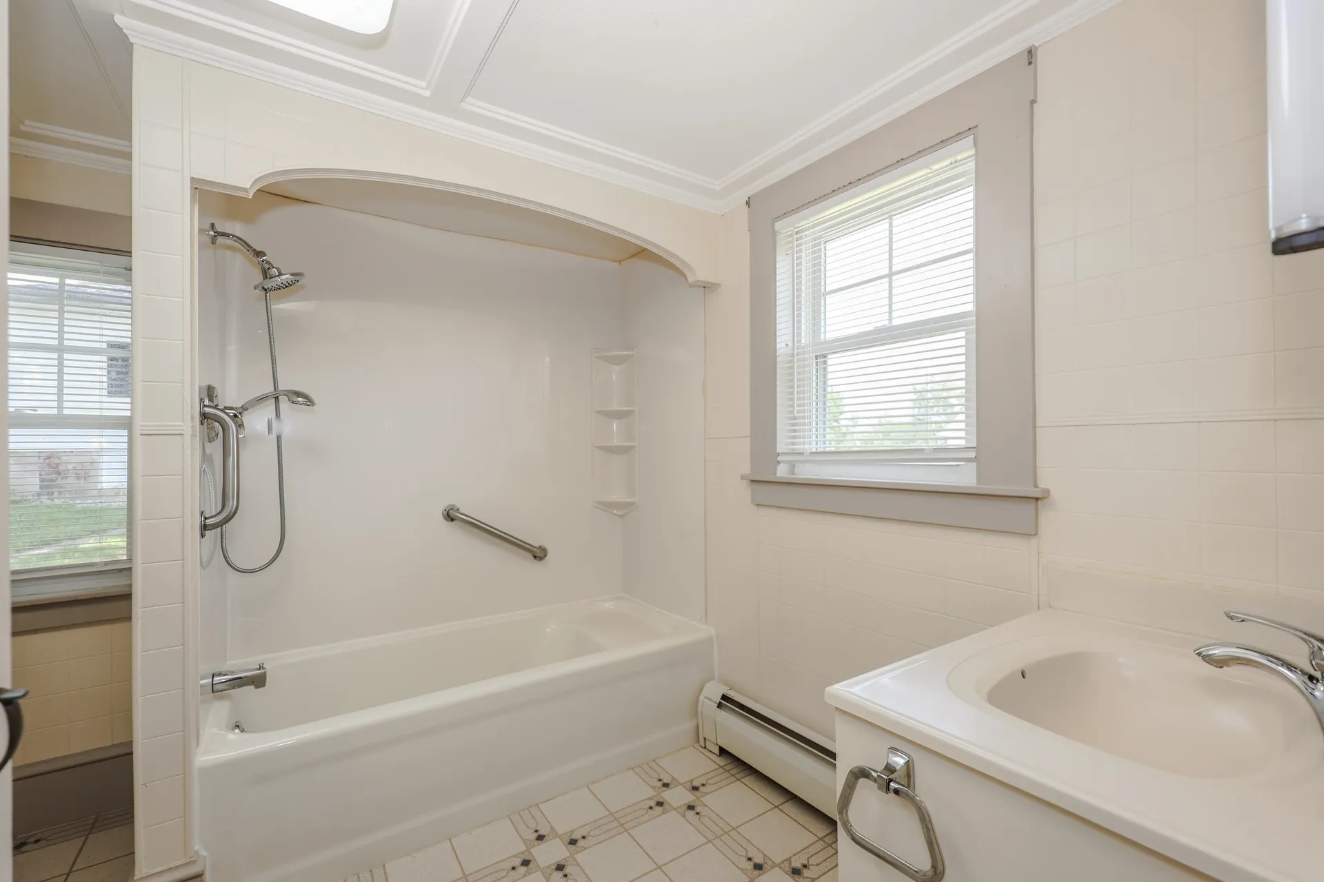 11 Linden Street Somersworth NH 03878