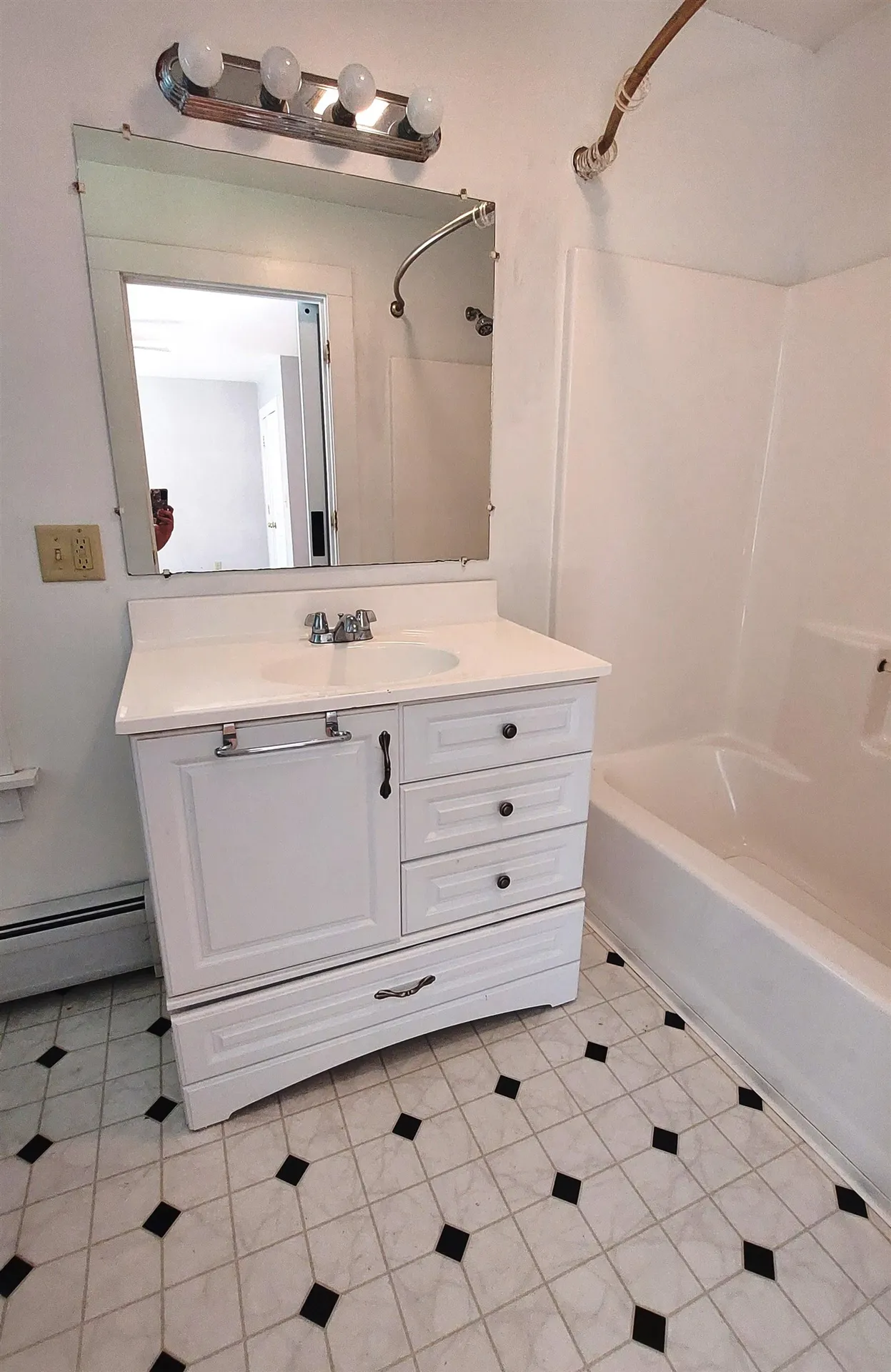 1 Cummings Street Plymouth NH 03264