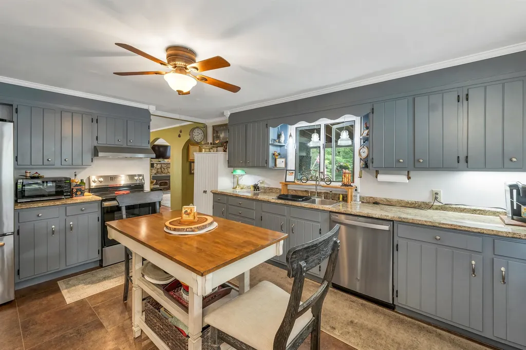 3481 Us Route 3 Thornton NH 03285