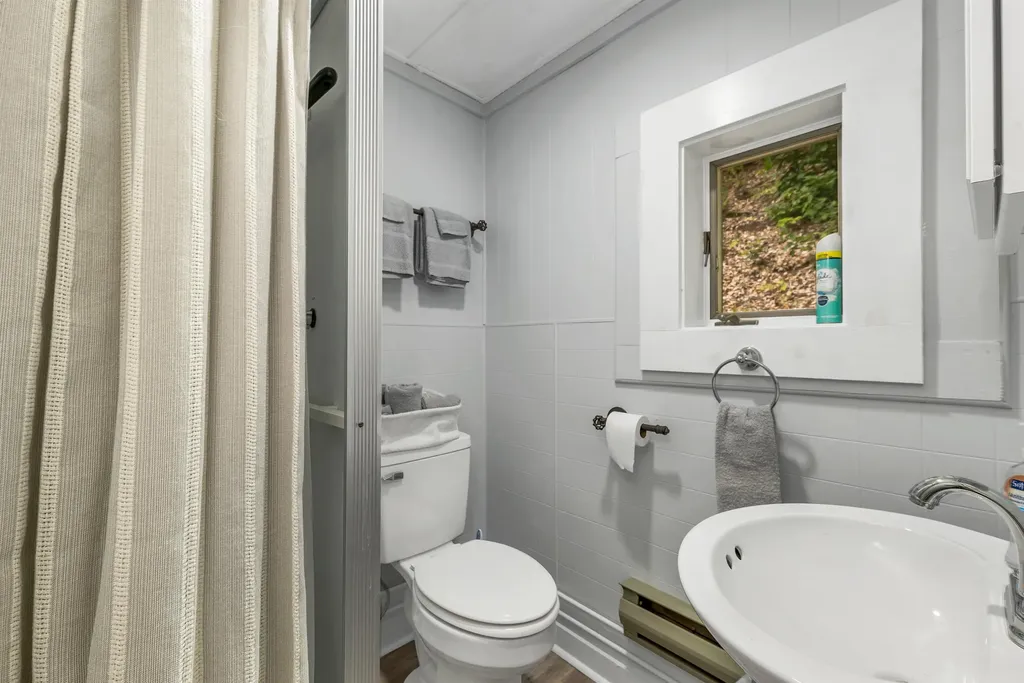 3481 Us Route 3 Thornton NH 03285