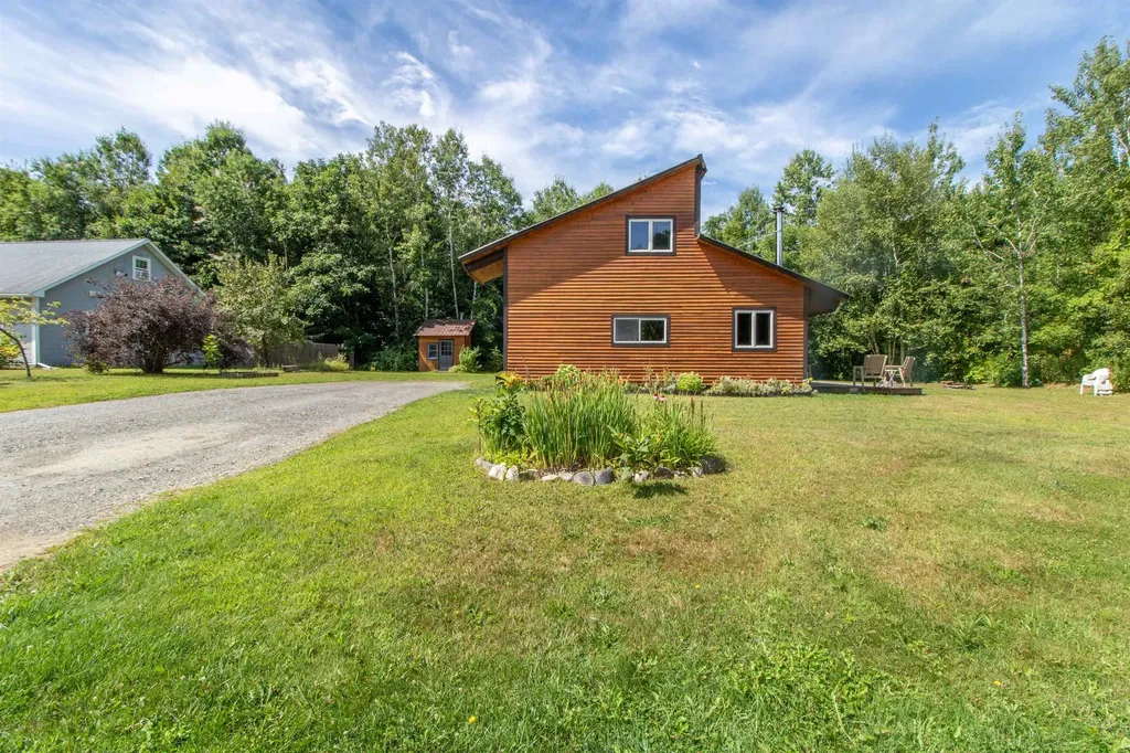 75 Stonewall Street Newport City VT 05855