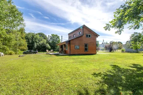 75 Stonewall Street Newport City VT 05855