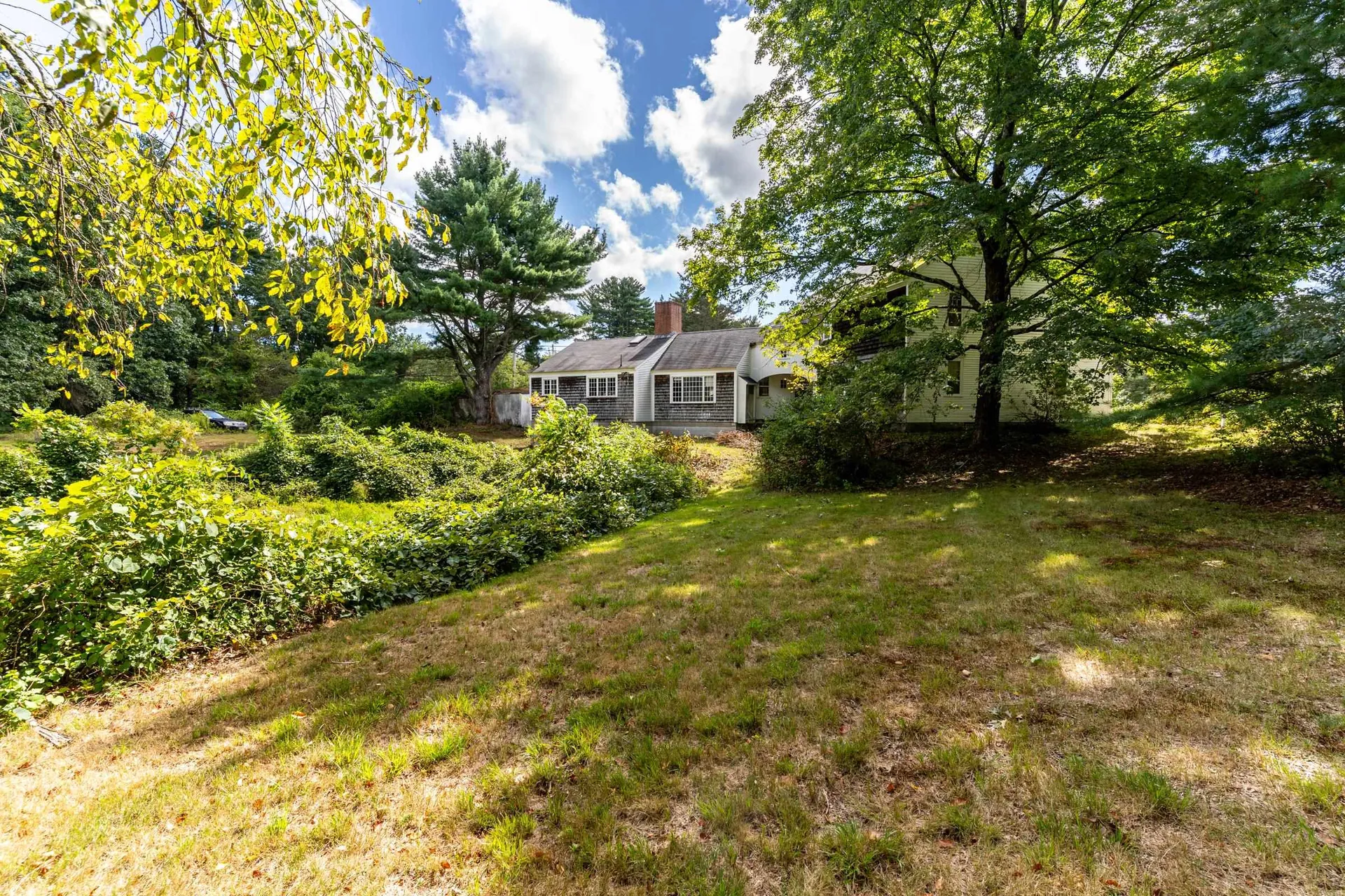 21 Currier Street South Hampton NH 03827