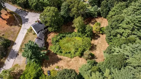 21 Currier Street South Hampton NH 03827