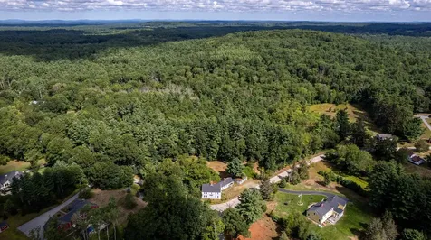 21 Currier Street South Hampton NH 03827