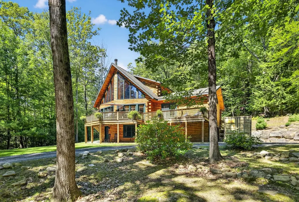 571 Hurricane Road Keene NH 03431