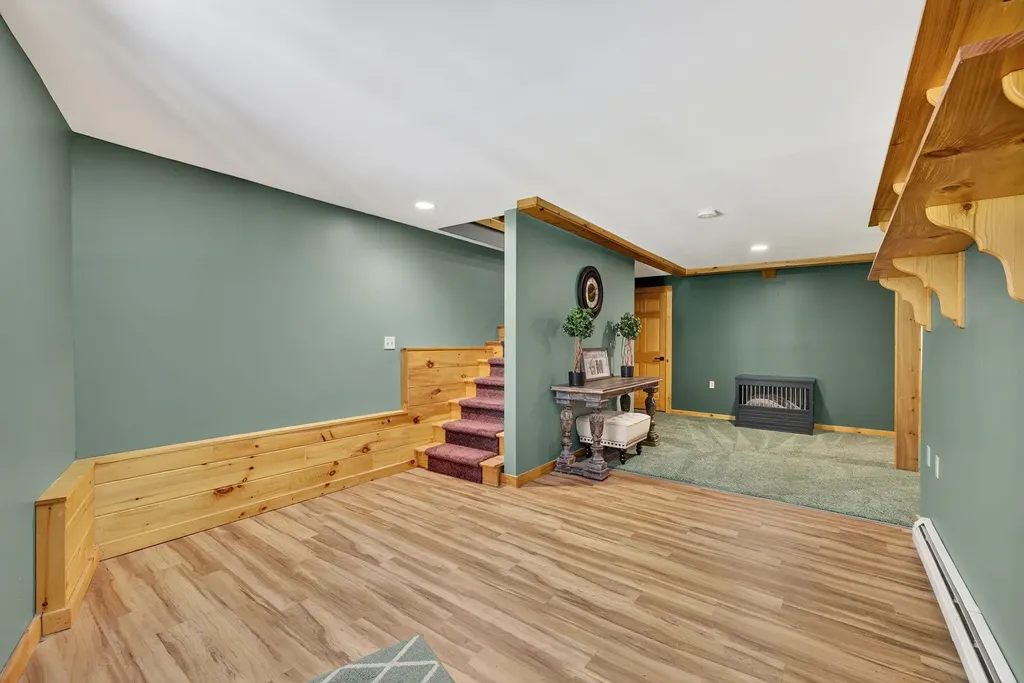 571 Hurricane Road Keene NH 03431