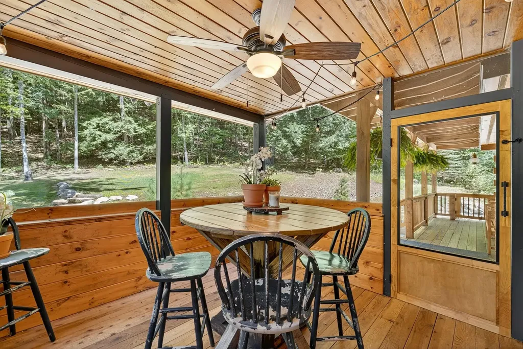 571 Hurricane Road Keene NH 03431