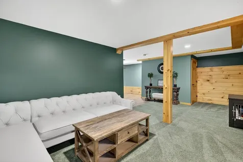 571 Hurricane Road Keene NH 03431