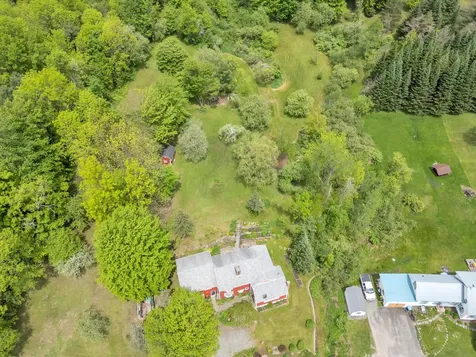 904 Moscow Road Stowe VT 05672