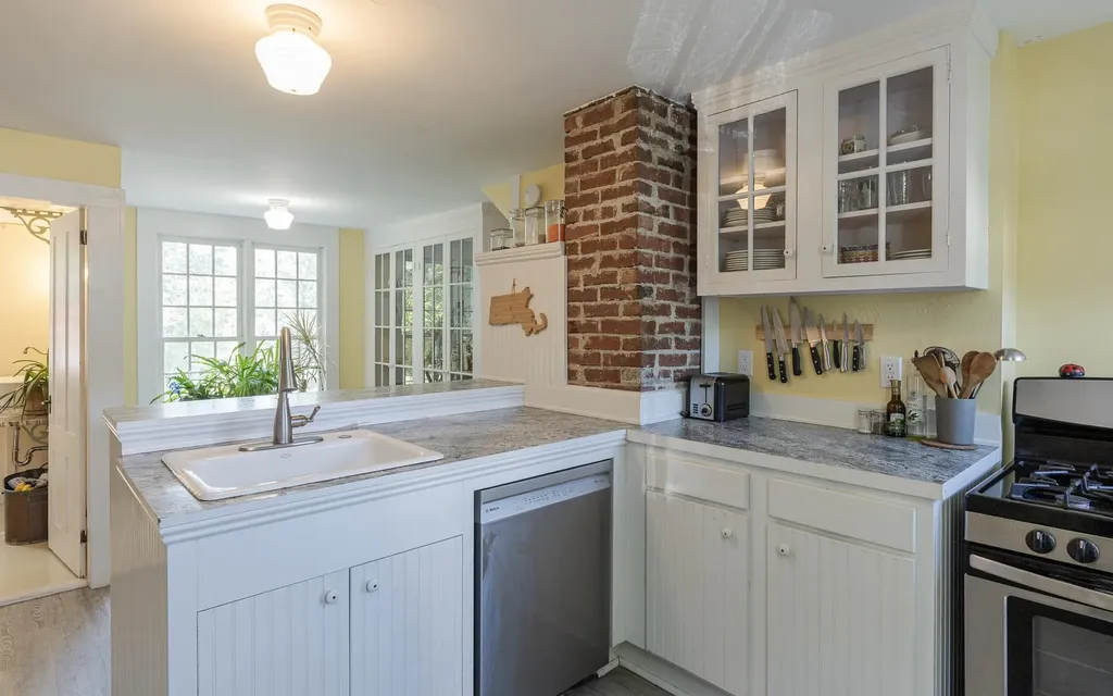 2 Glebe Road Westmoreland NH 03467