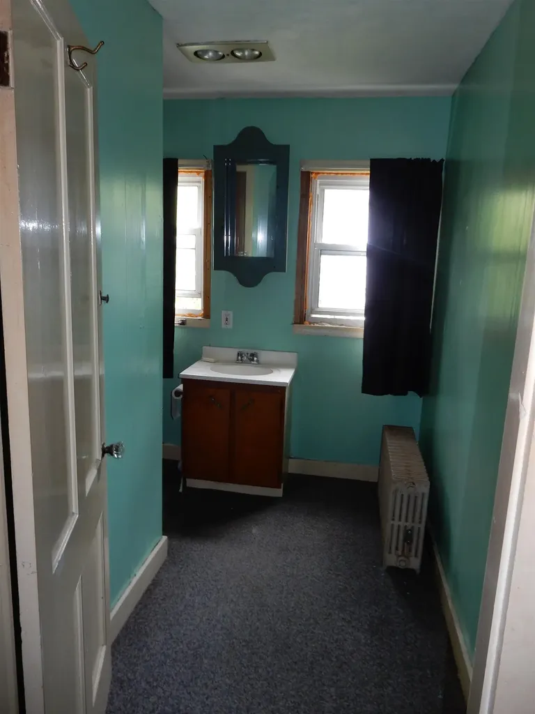 594 E Main Street Newport City VT 05855