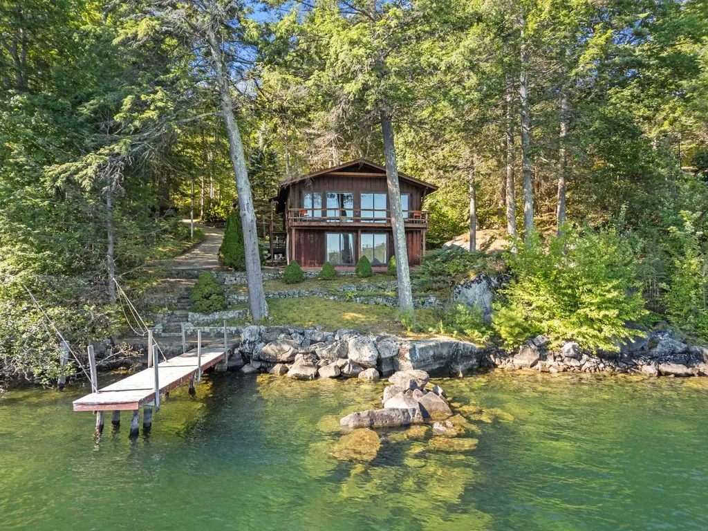 150 Minge Cove Road Alton NH 03810
