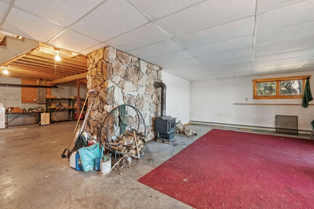 150 Minge Cove Road Alton NH 03810