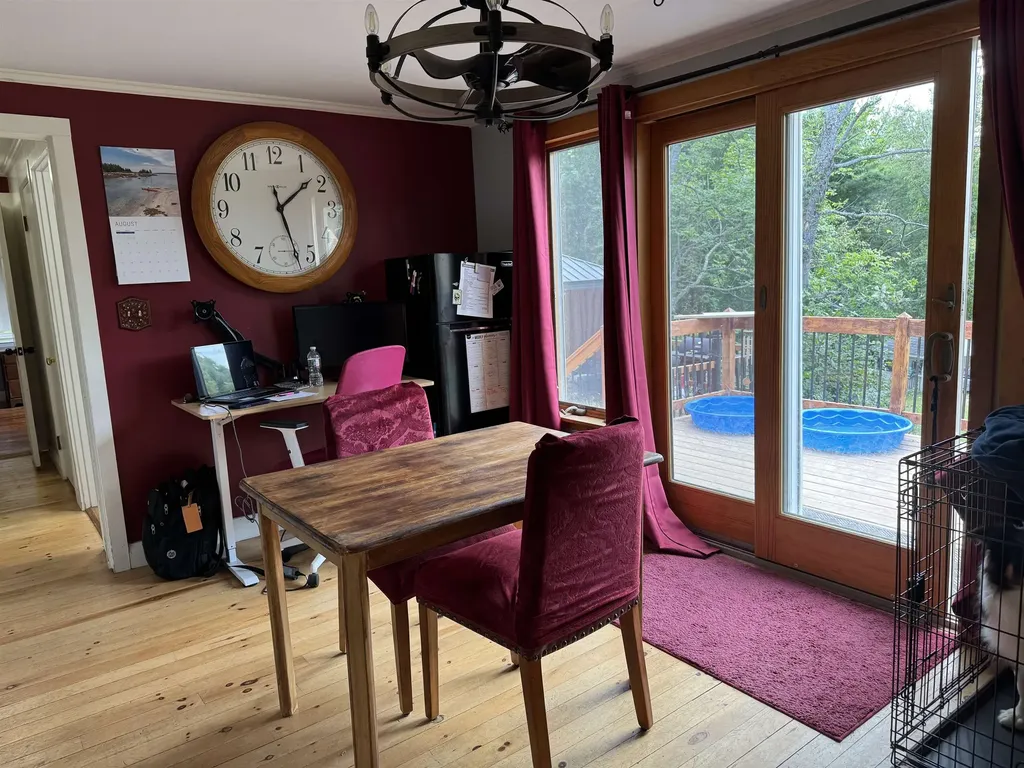 7 Garney Road Brookfield NH 03872