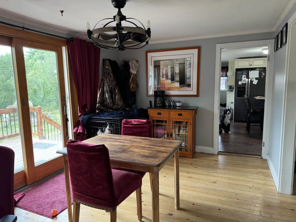 7 Garney Road Brookfield NH 03872