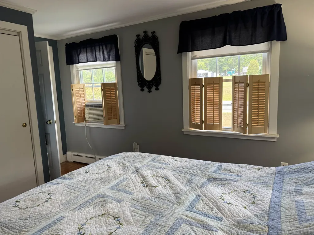 7 Garney Road Brookfield NH 03872