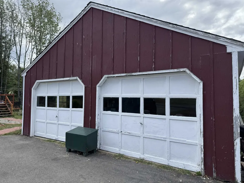 7 Garney Road Brookfield NH 03872