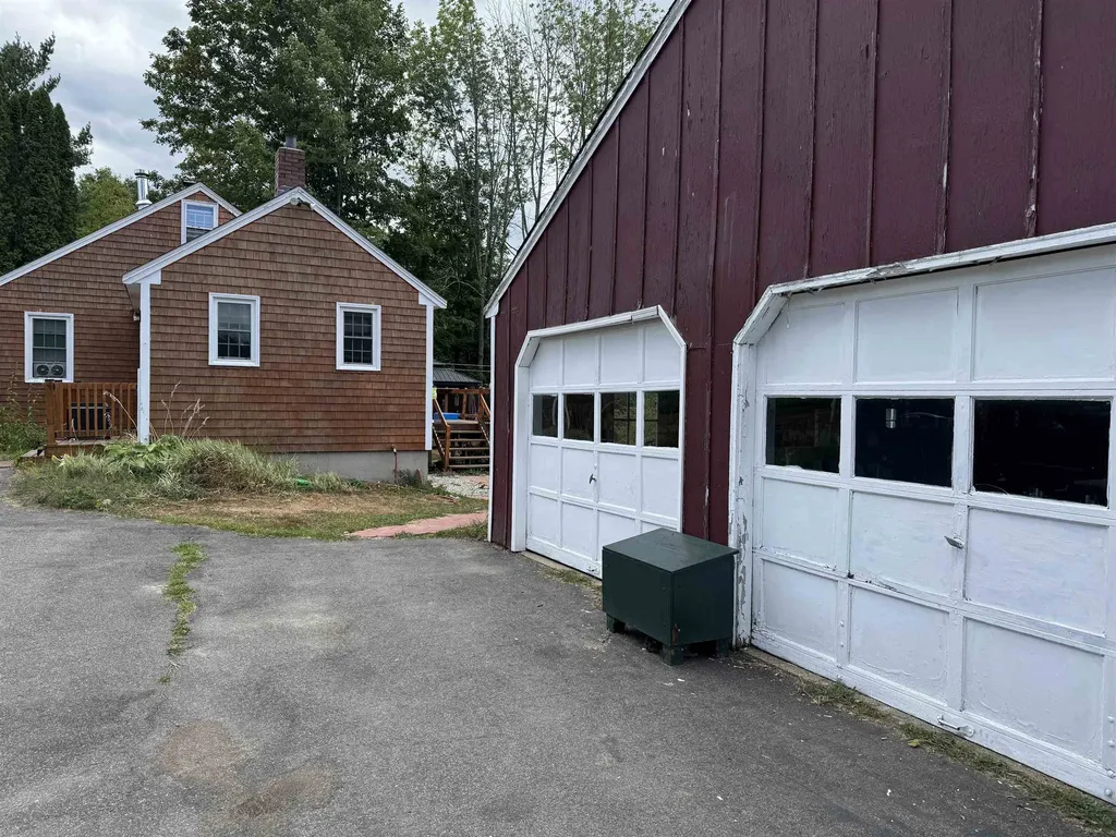 7 Garney Road Brookfield NH 03872