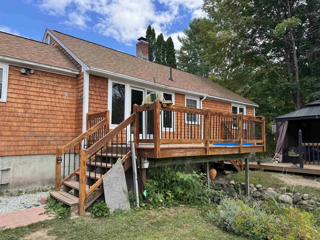 7 Garney Road Brookfield NH 03872