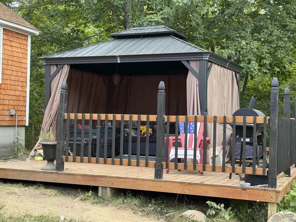 7 Garney Road Brookfield NH 03872