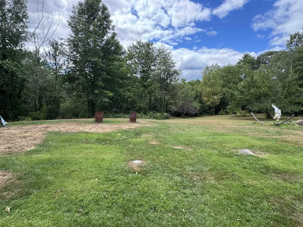 7 Garney Road Brookfield NH 03872