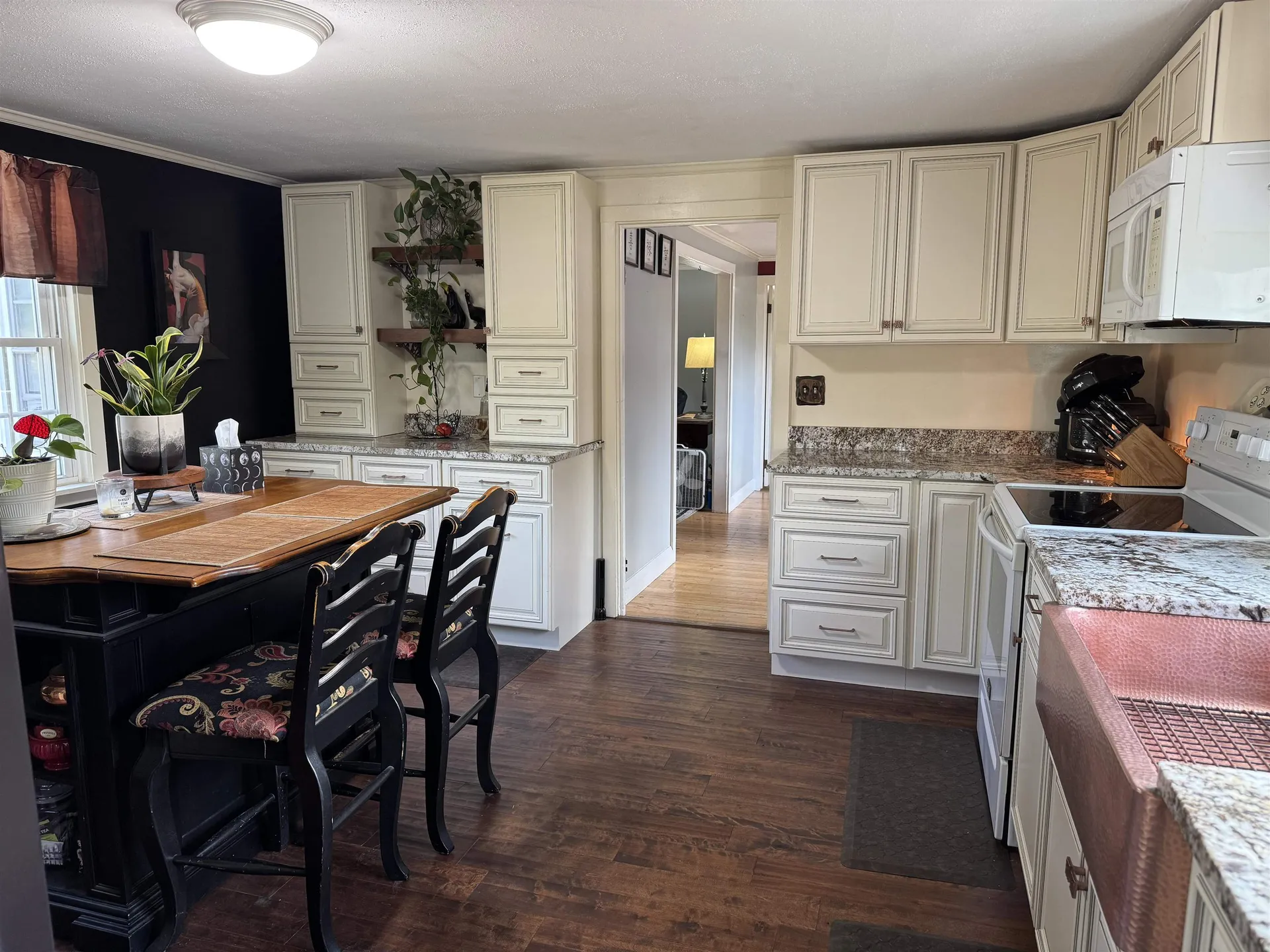 7 Garney Road Brookfield NH 03872