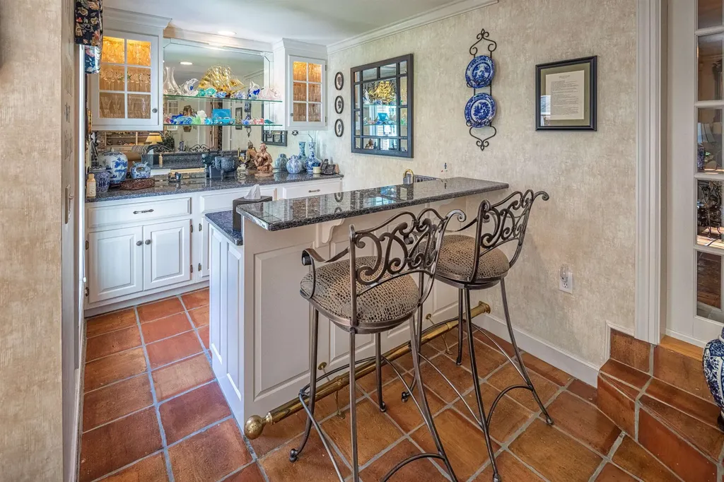 2 Shamrock Lane Dover NH 03820