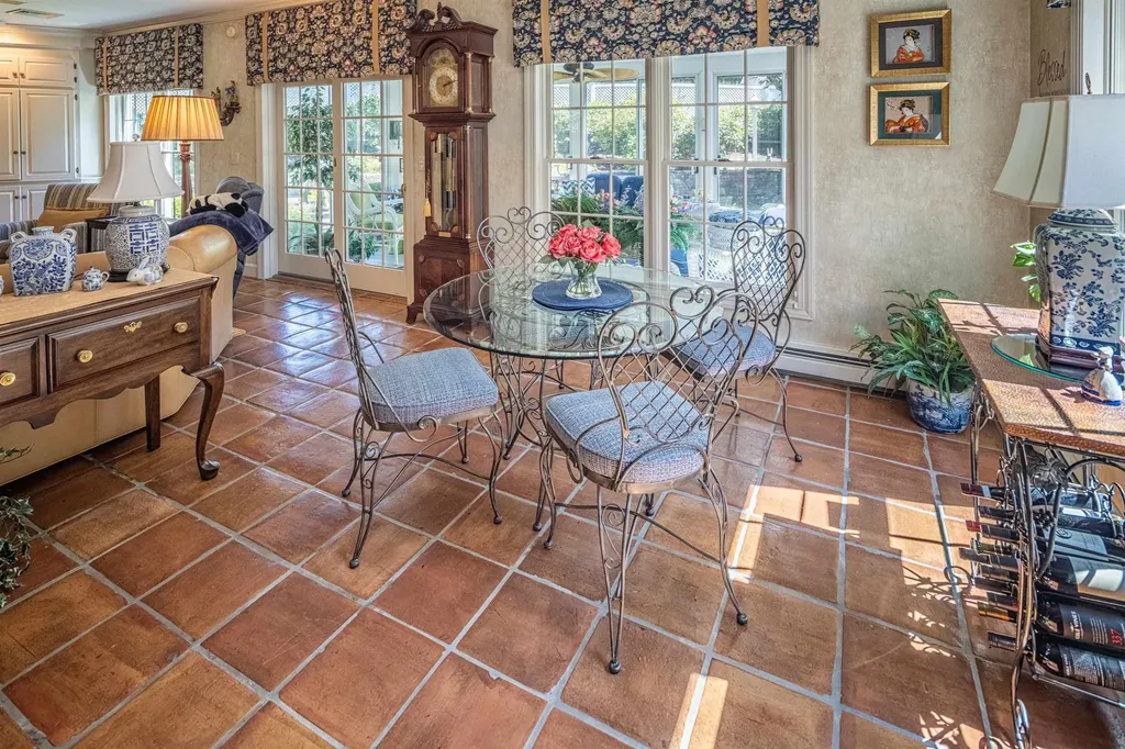 2 Shamrock Lane Dover NH 03820