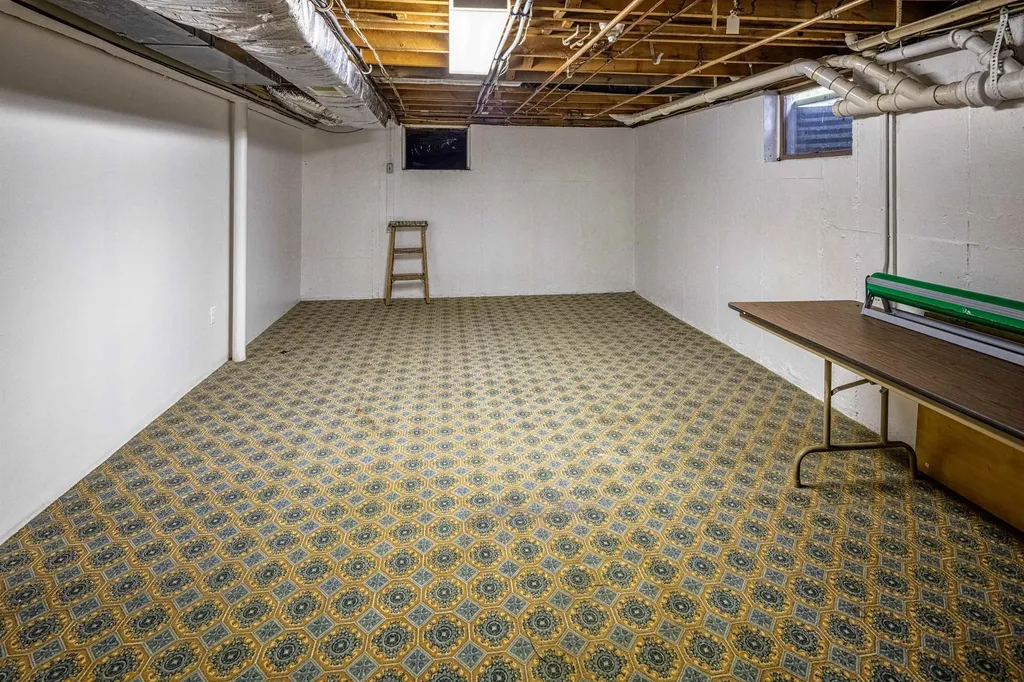 2 Shamrock Lane Dover NH 03820