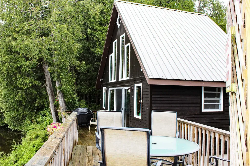 197 Monette Place Glover VT 05875