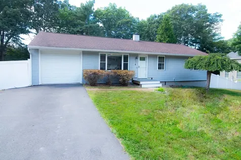 6 Edgewood Street Derry NH 03038