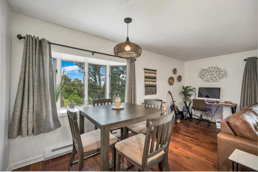 100 Pillsbury Road Londonderry NH 03053