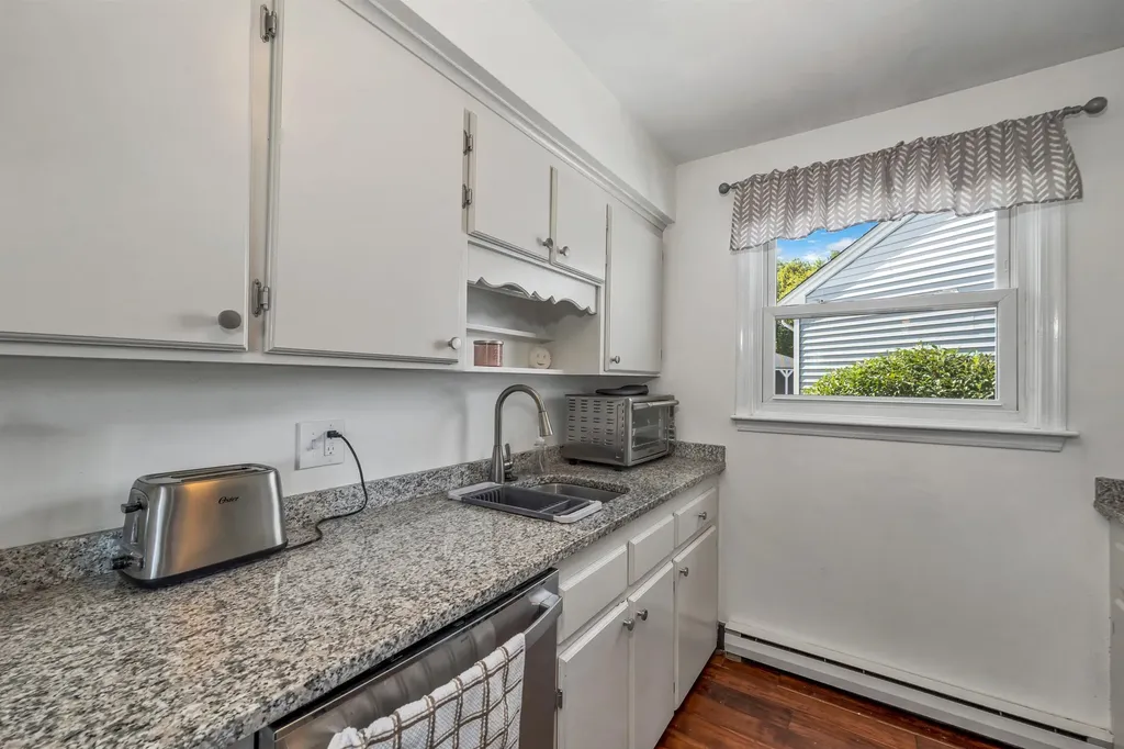 100 Pillsbury Road Londonderry NH 03053
