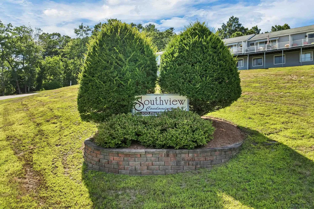 100 Pillsbury Road Londonderry NH 03053