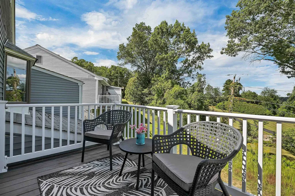 100 Pillsbury Road Londonderry NH 03053