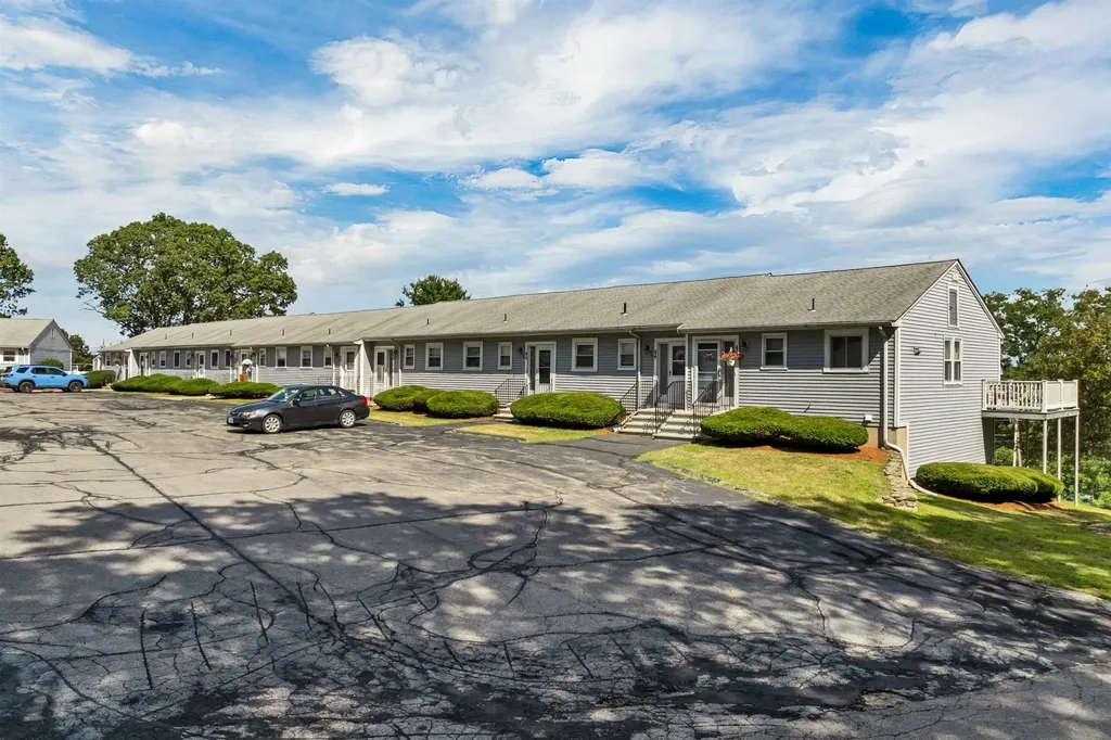 100 Pillsbury Road Londonderry NH 03053