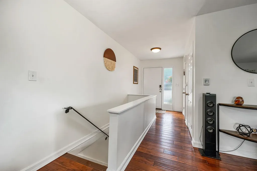 100 Pillsbury Road Londonderry NH 03053