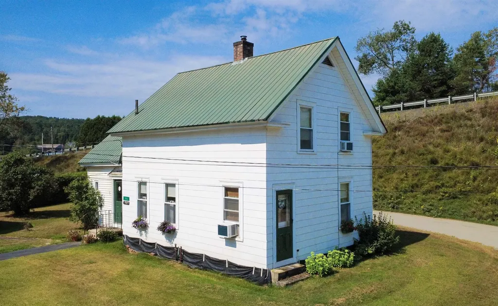 86 Payette Drive St. Johnsbury VT 05819