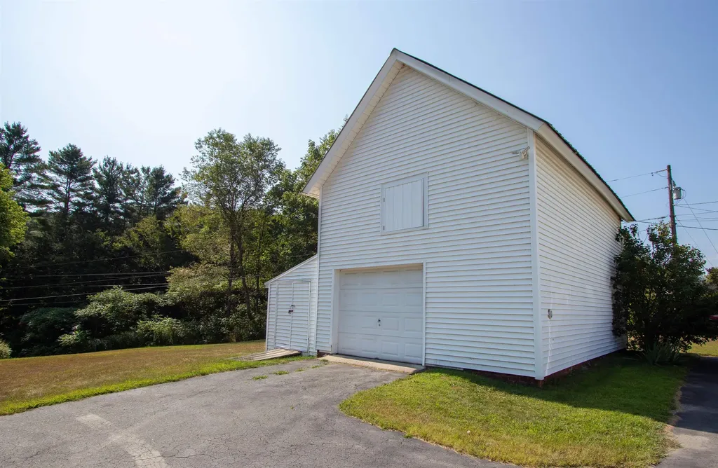 86 Payette Drive St. Johnsbury VT 05819