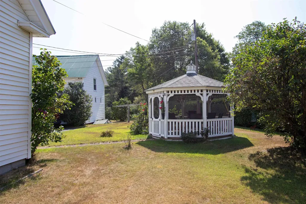 86 Payette Drive St. Johnsbury VT 05819