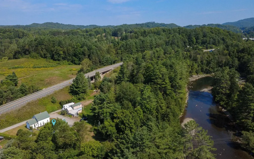 86 Payette Drive St. Johnsbury VT 05819