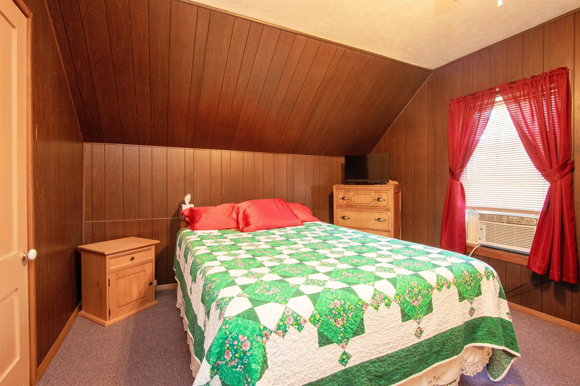 86 Payette Drive St. Johnsbury VT 05819