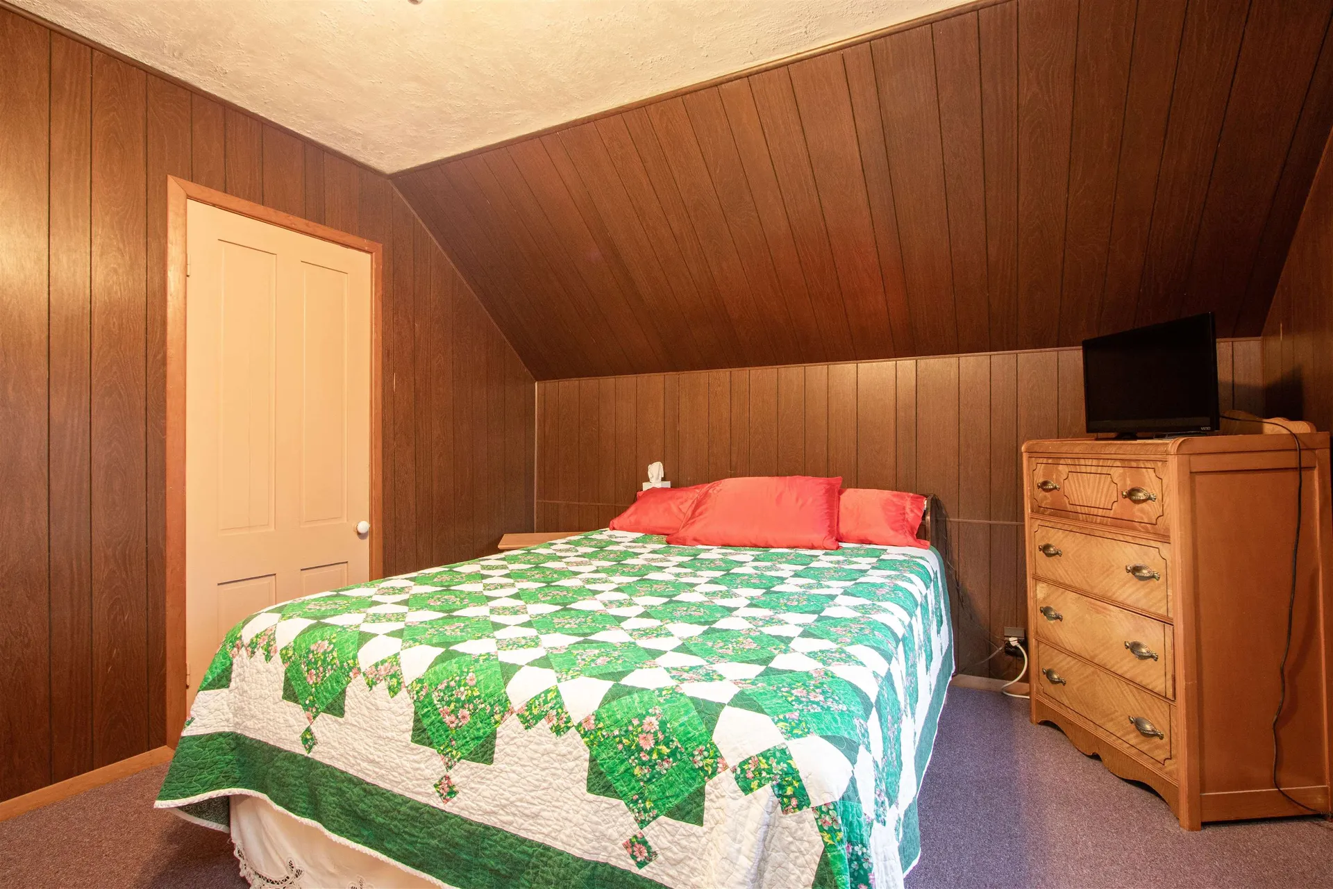 86 Payette Drive St. Johnsbury VT 05819