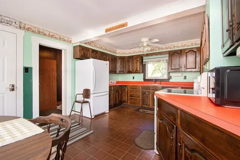 86 Payette Drive St. Johnsbury VT 05819