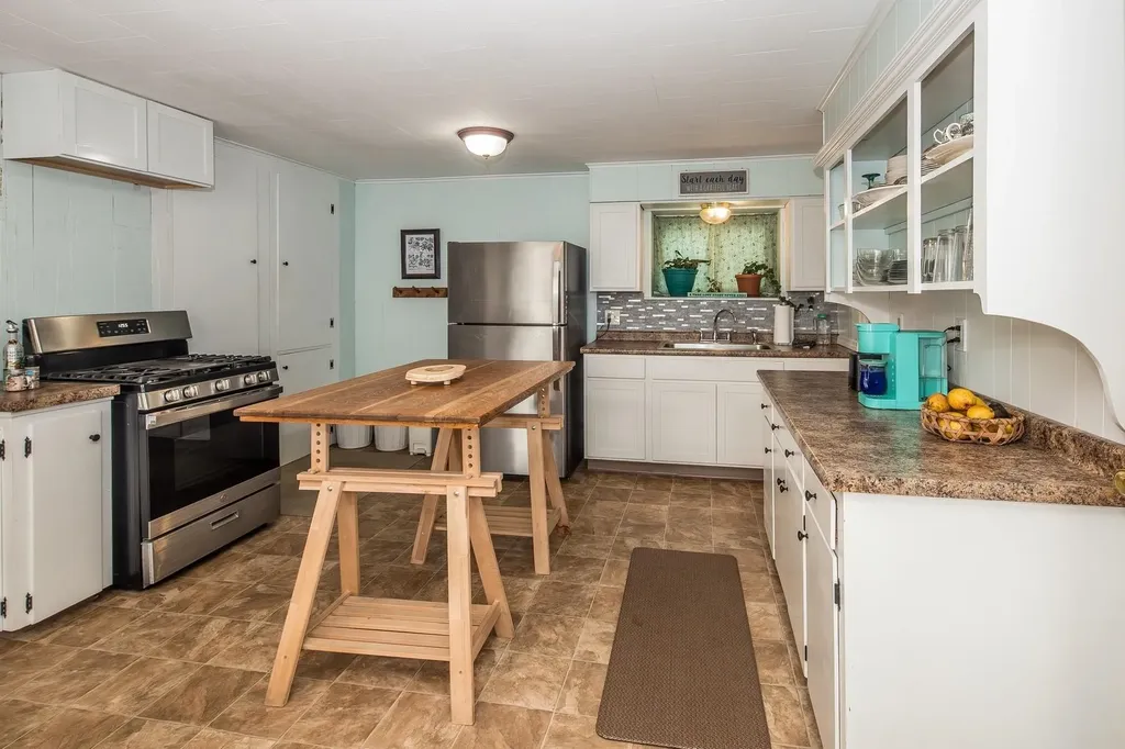 2636 Vt Route 3 Pittsford VT 05763