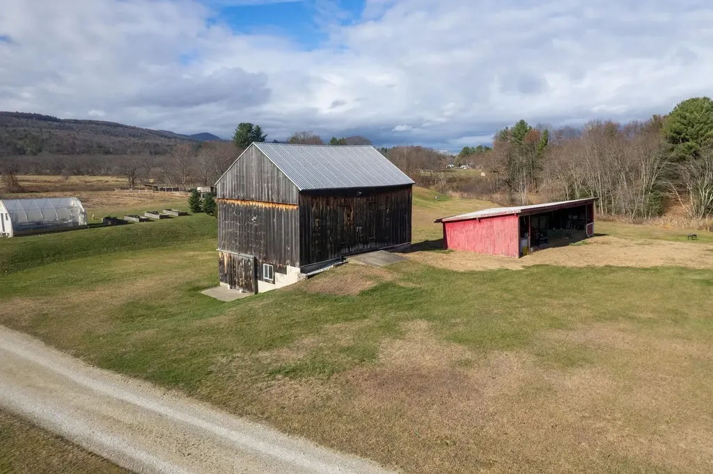 2636 Vt Route 3 Pittsford VT 05763