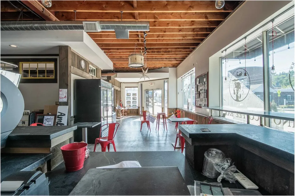 199 & 207 Main Street Ludlow VT 05149