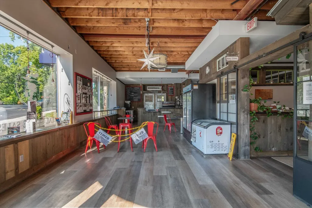 199 & 207 Main Street Ludlow VT 05149